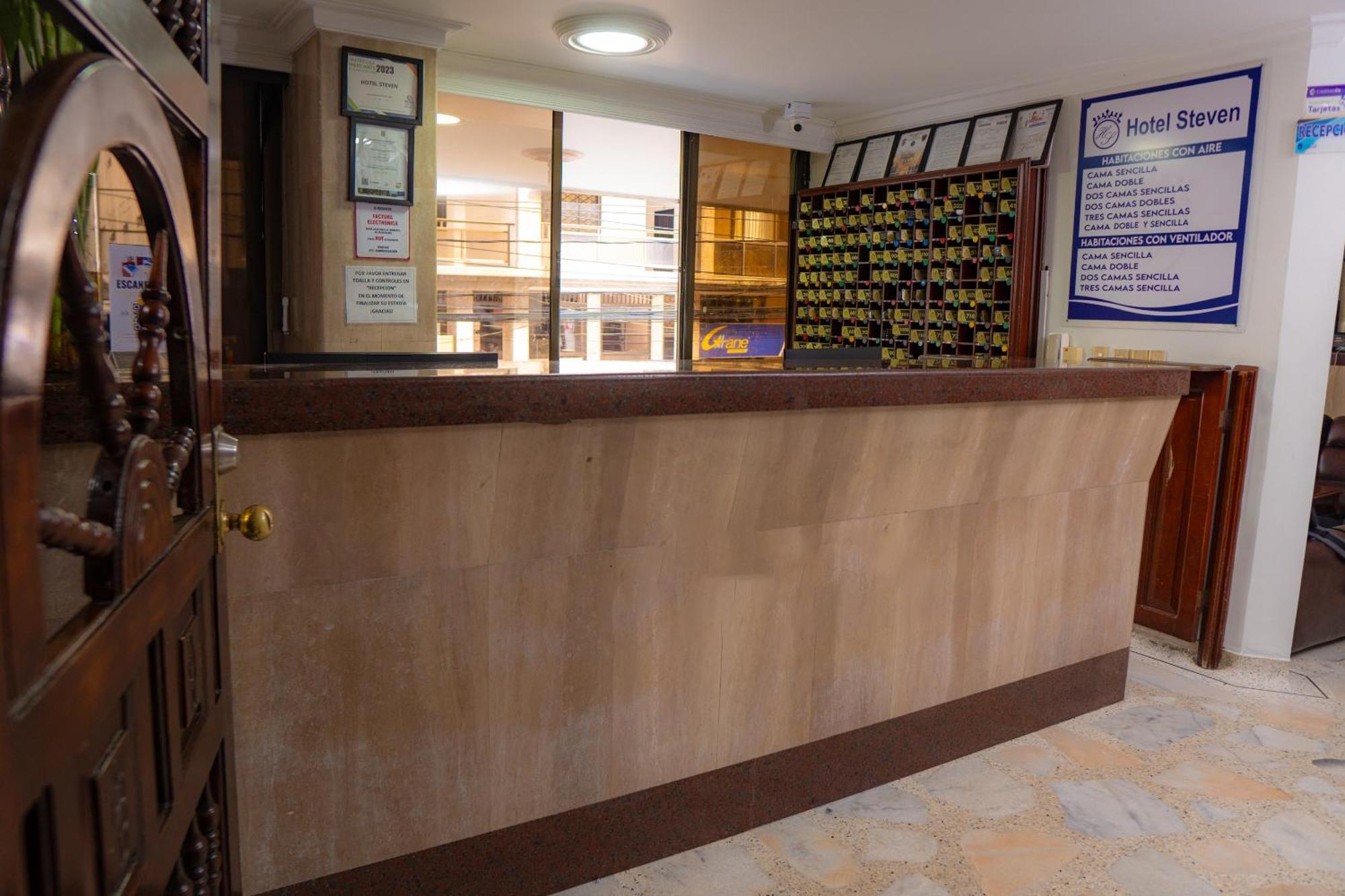 Hotel Steven Buenaventura Kültér fotó
